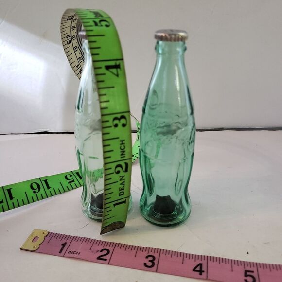 Coca-Cola Salt & Pepper Shakers - Picture 7 of 8